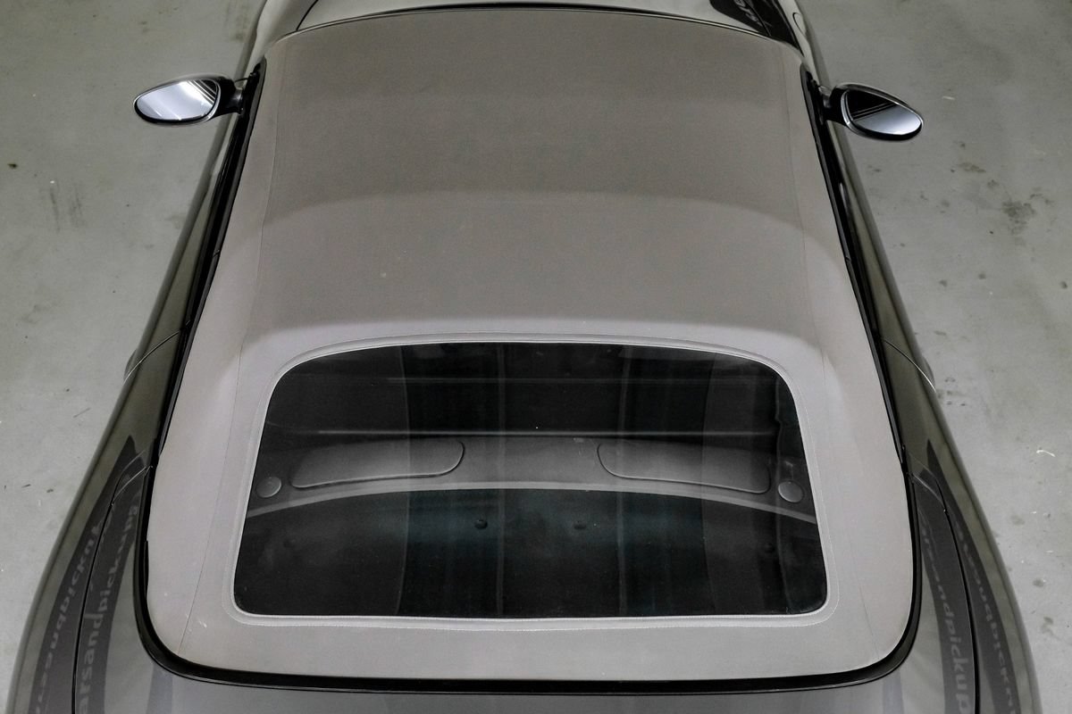 Used 2001 Porsche 911 Carrera RWD image 38