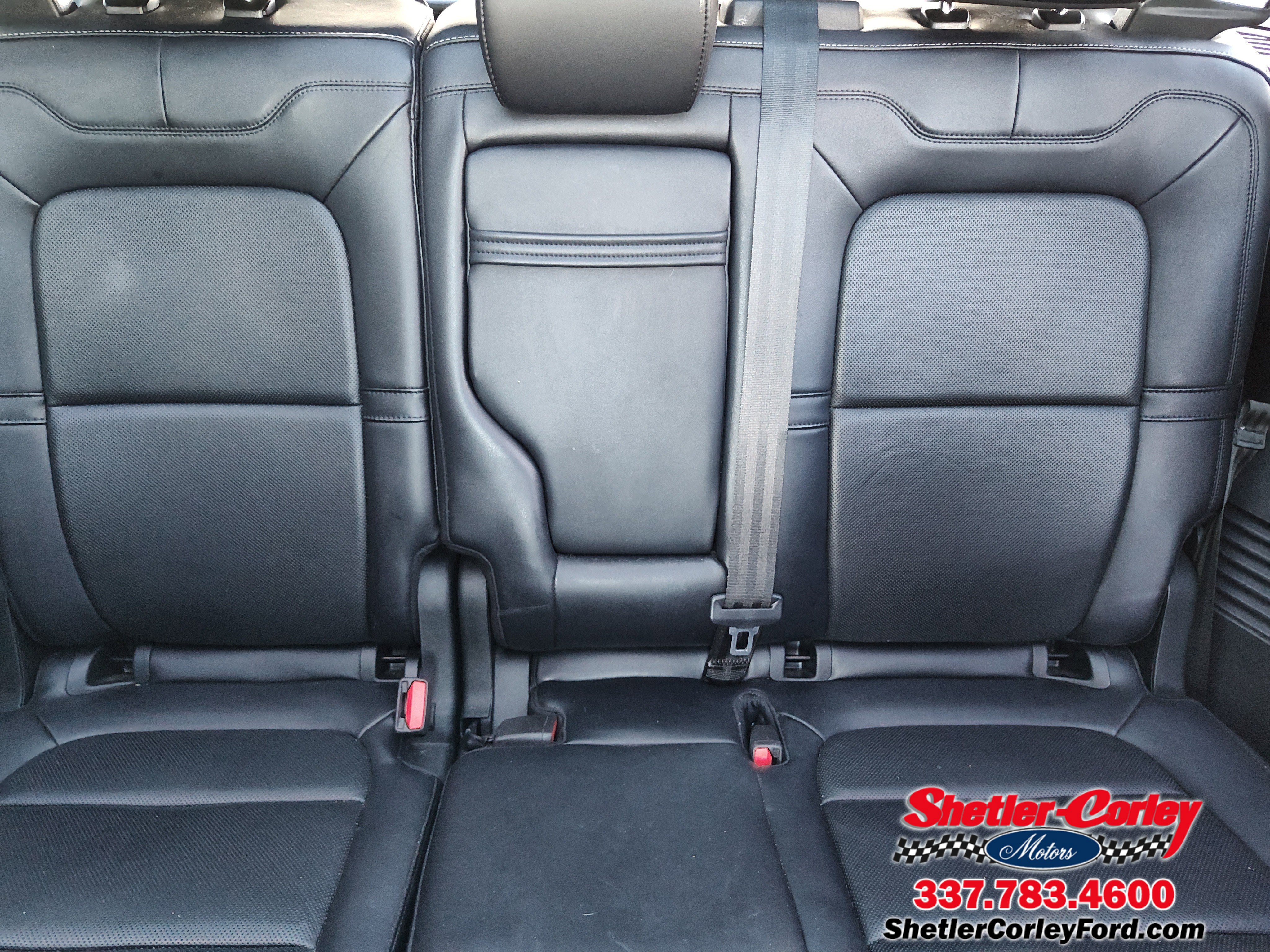 Used 2022 Lincoln Corsair Reserve w/ Equipment Group 201A image 27