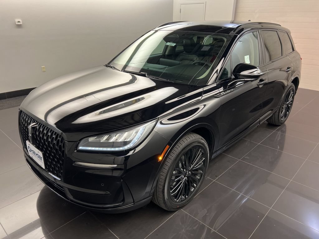 Used 2026 Lincoln Corsair Premiere AWD/4WD image 3