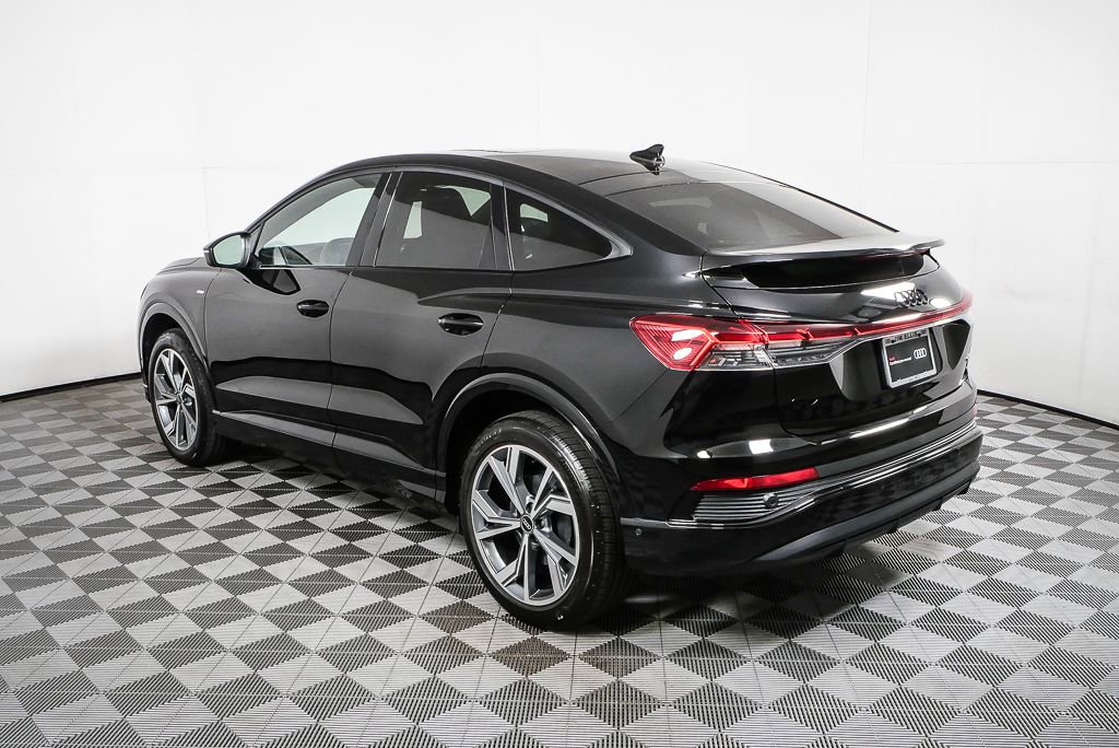 Certified 2023 Audi Q4 e-tron Prestige w/ Black Optic Package image 29