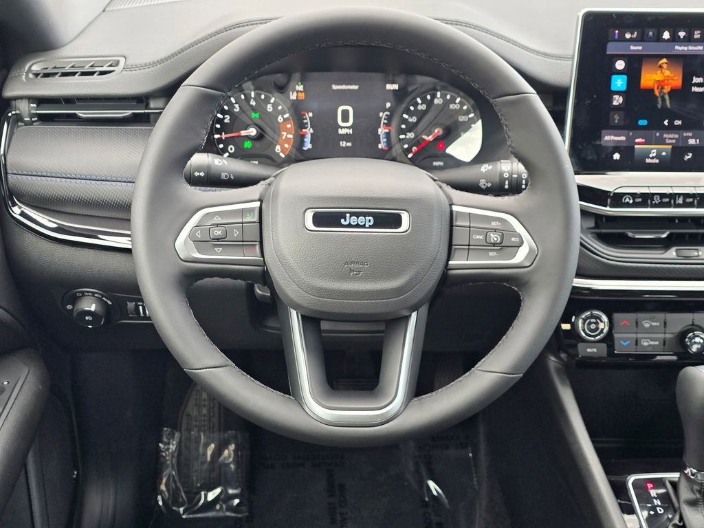 New 2026 Jeep Compass Latitude AWD/4WD image 7