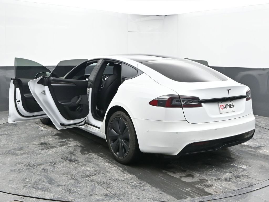 Used 2021 Tesla Model S Plaid image 71