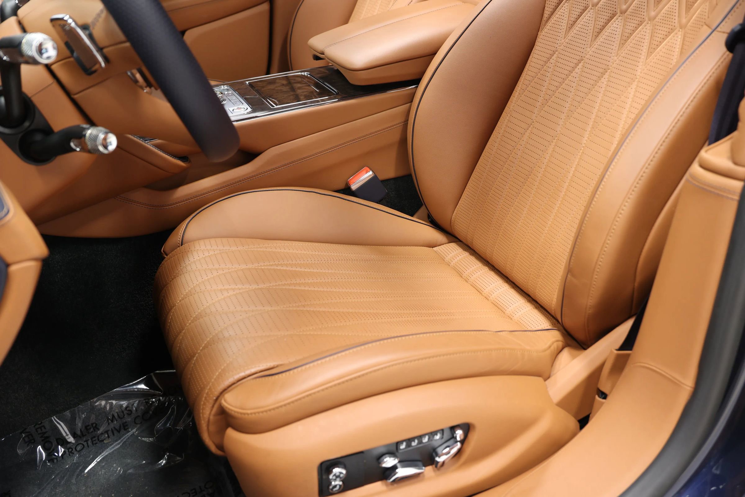 Used 2022 Bentley Flying Spur V8 AWD/4WD image 18