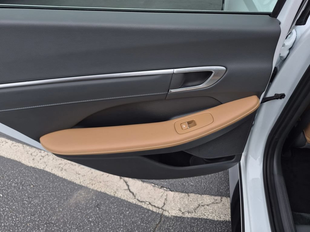 Used 2020 Hyundai Sonata Limited FWD image 24