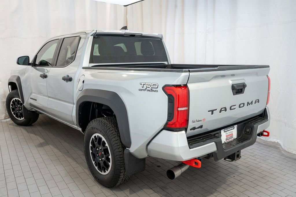 Used 2024 Toyota Tacoma TRD Off-Road image 3