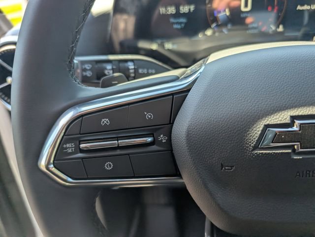 New 2026 Chevrolet Equinox LT w/ Convenience Package II FWD image 17