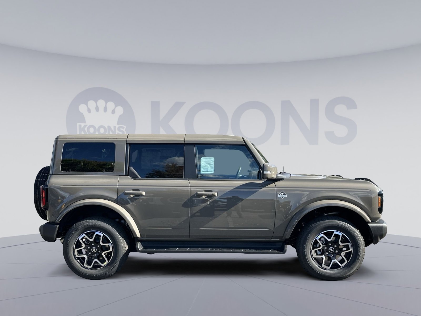 New 2025 Ford Bronco Outer Banks image 8