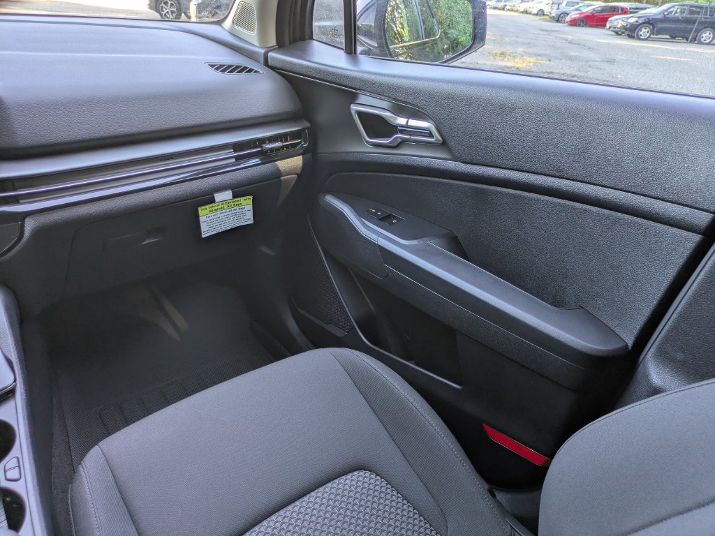 Used 2026 Kia Sportage S AWD/4WD image 17
