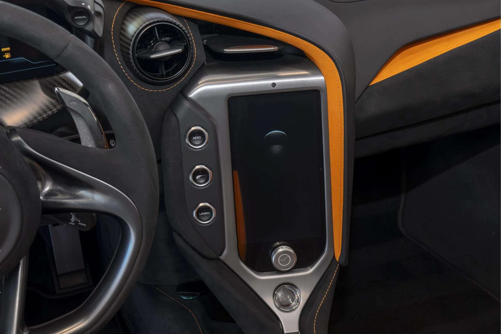 Used 2024 McLaren 750S Spider RWD image 34