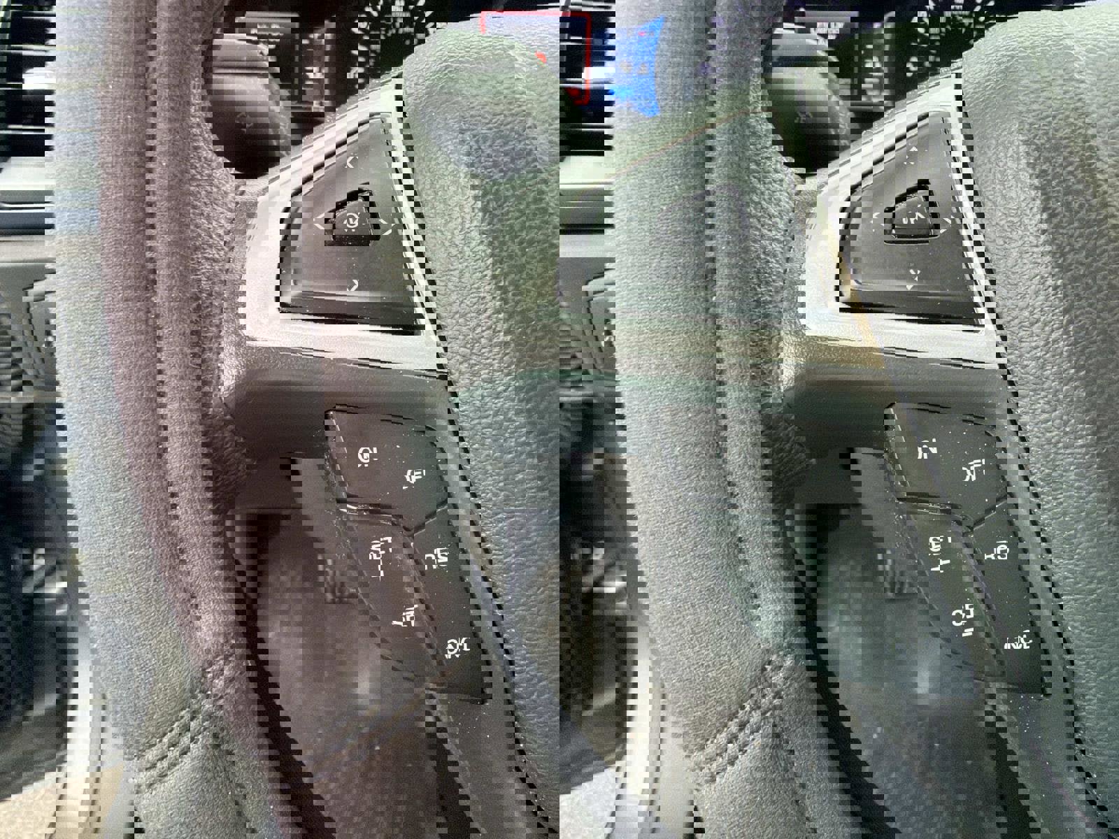 Used 2016 Ford Fusion SE image 6