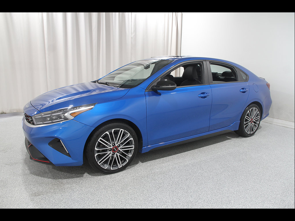 Used 2022 Kia Forte GT FWD image 3