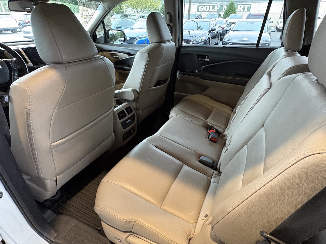 Used 2017 Honda Pilot Touring image 24