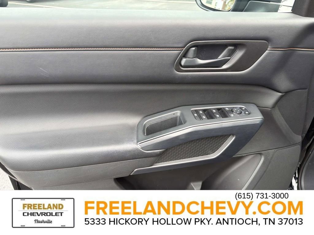 Used 2023 Nissan Pathfinder Rock Creek image 27