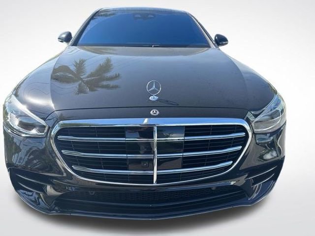 Used 2025 Mercedes-Benz S 580 4MATIC Sedan image 1