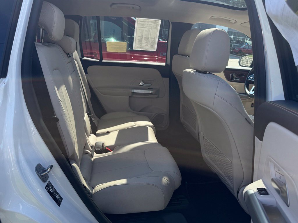Used 2023 Mercedes-Benz GLB 250 4MATIC image 27