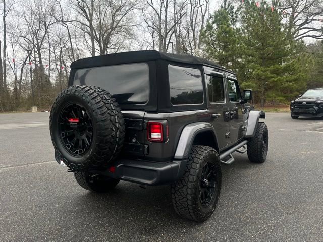 Used 2018 Jeep Wrangler Unlimited Sahara image 16