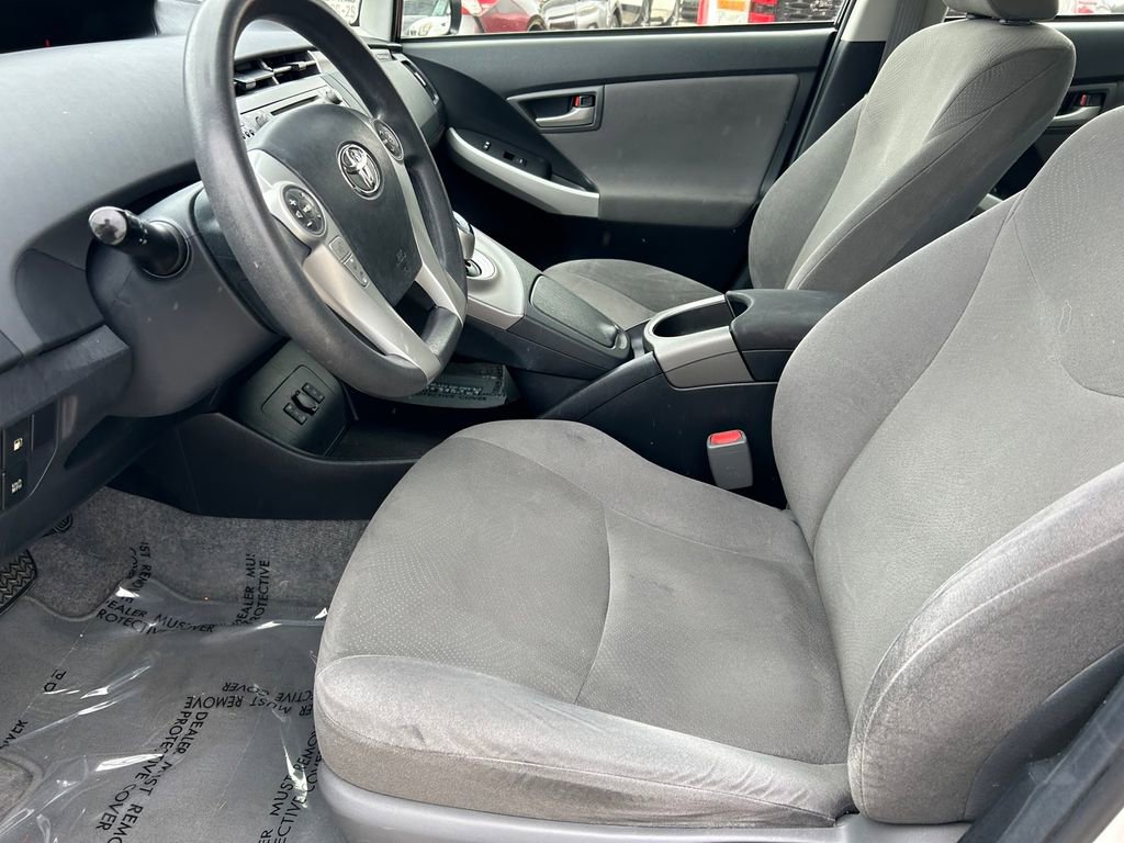 Used 2014 Toyota Prius Plug-In Hybrid FWD image 11