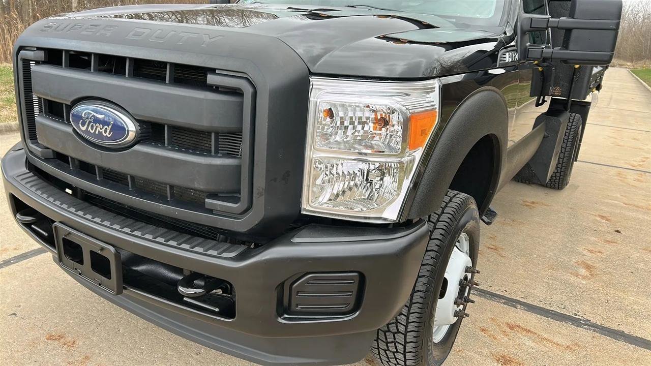 Used 2015 Ford F350 XL w/ Snow Plow Prep Package image 23