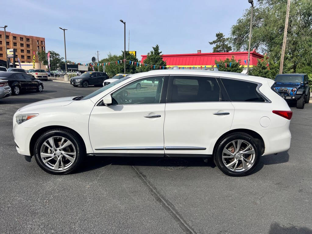 Used 2013 INFINITI JX35 AWD w/ Premium Pkg image 4
