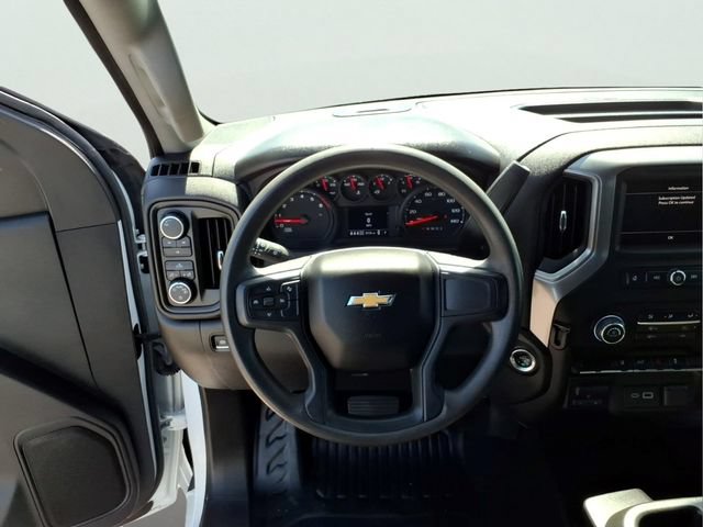 Used 2025 Chevrolet Silverado 3500 W/T AWD/4WD image 14