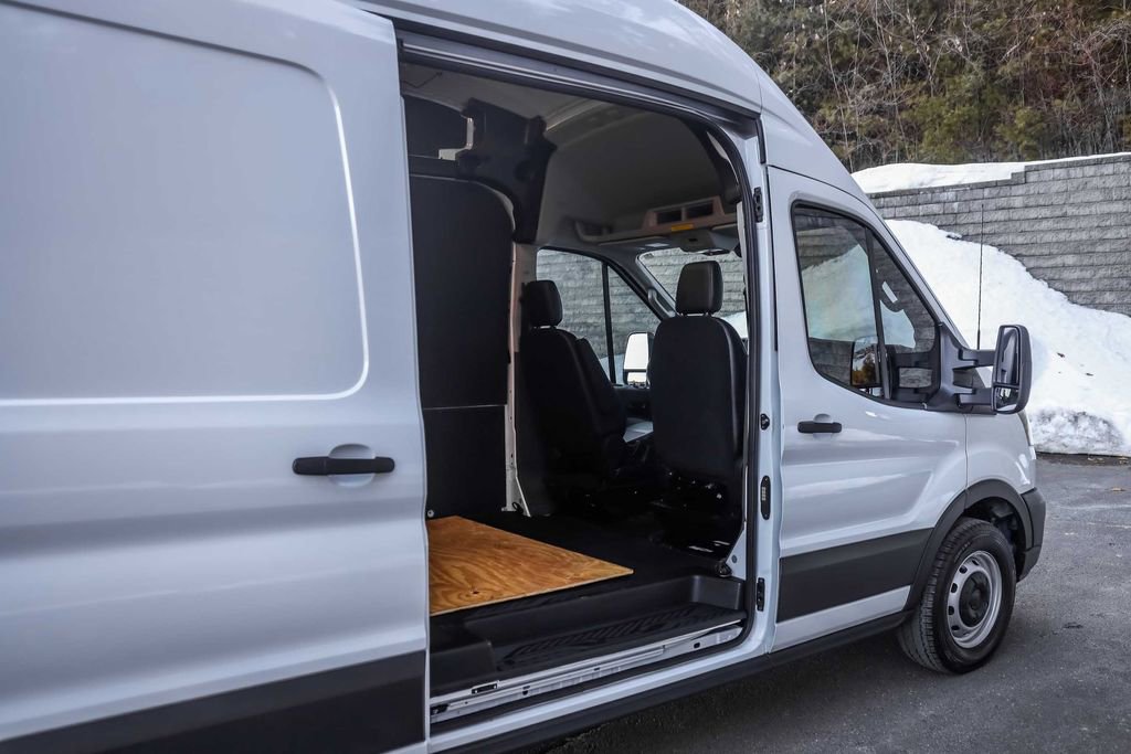 Used 2025 Ford Transit 350 148 High Roof Extended w/ Load Area Protection Package image 15