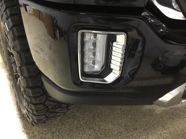 Used 2021 GMC Sierra 2500 Denali w/ Denali Black Diamond Edition image 33