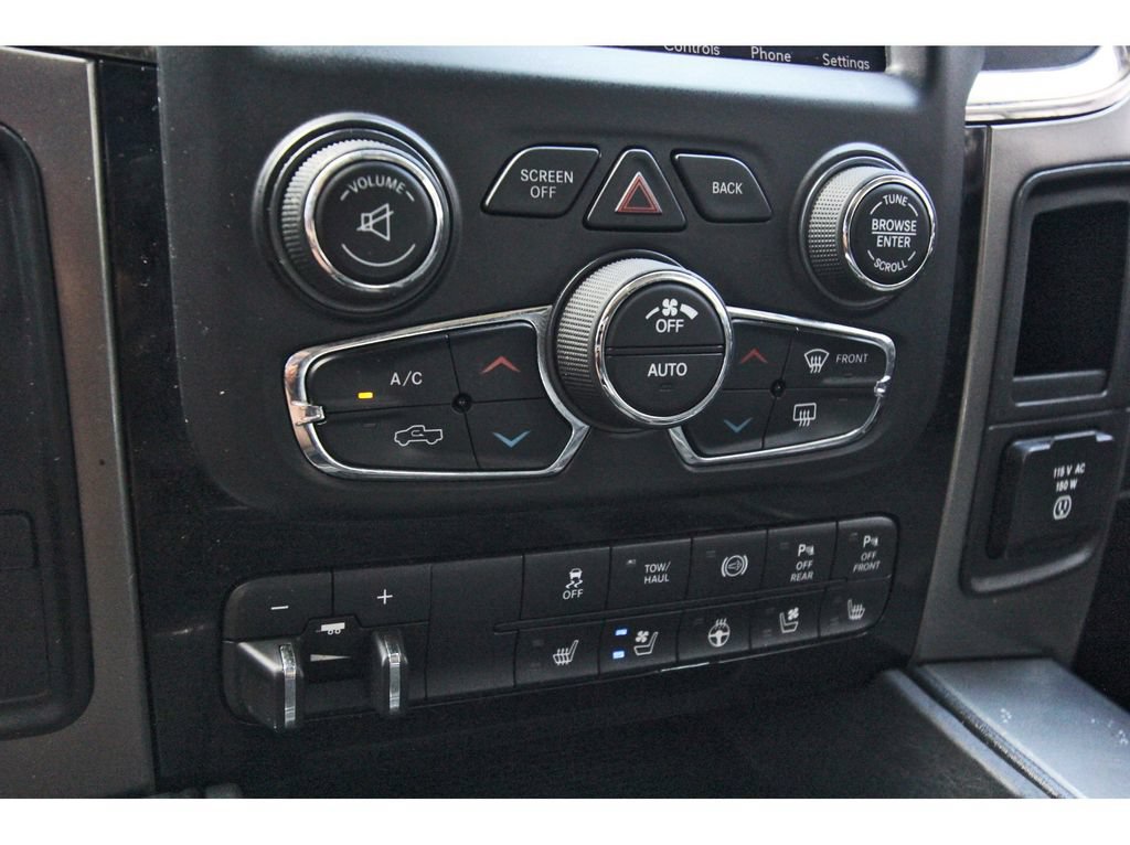 Used 2018 RAM 2500 Laramie w/ Sport Appearance Group AWD/4WD image 23