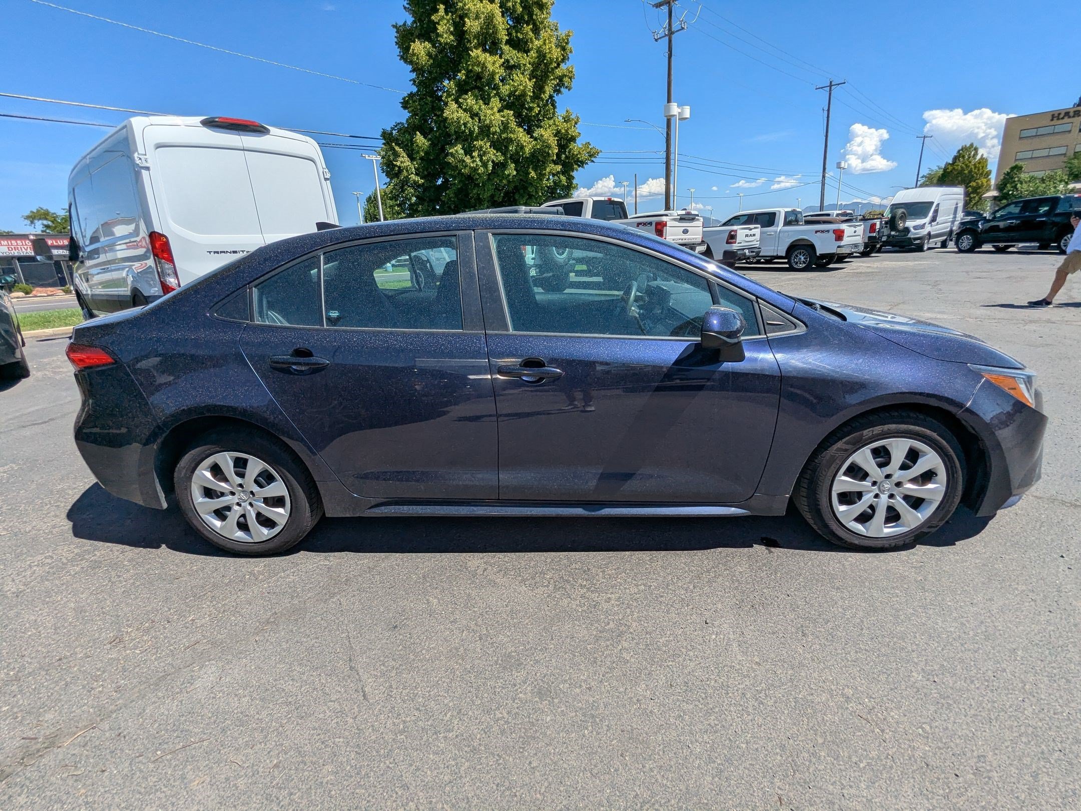 Used 2024 Toyota Corolla LE FWD image 2