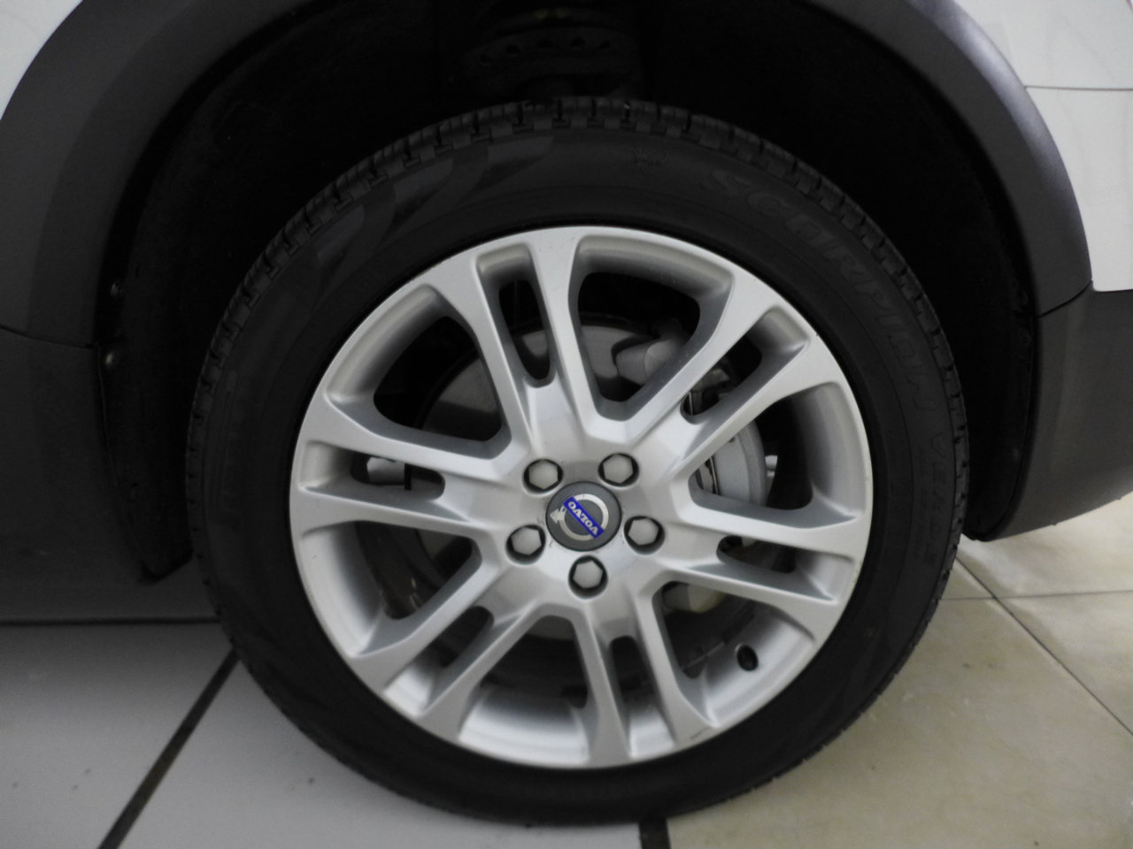 Used 2016 Volvo XC70 T5 Platinum w/ Protection Package image 86