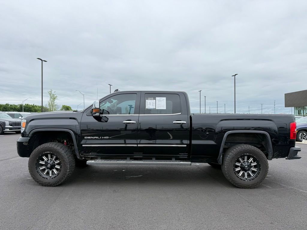 Used 2015 GMC Sierra 3500 Denali w/ Duramax Plus Package AWD/4WD image 8