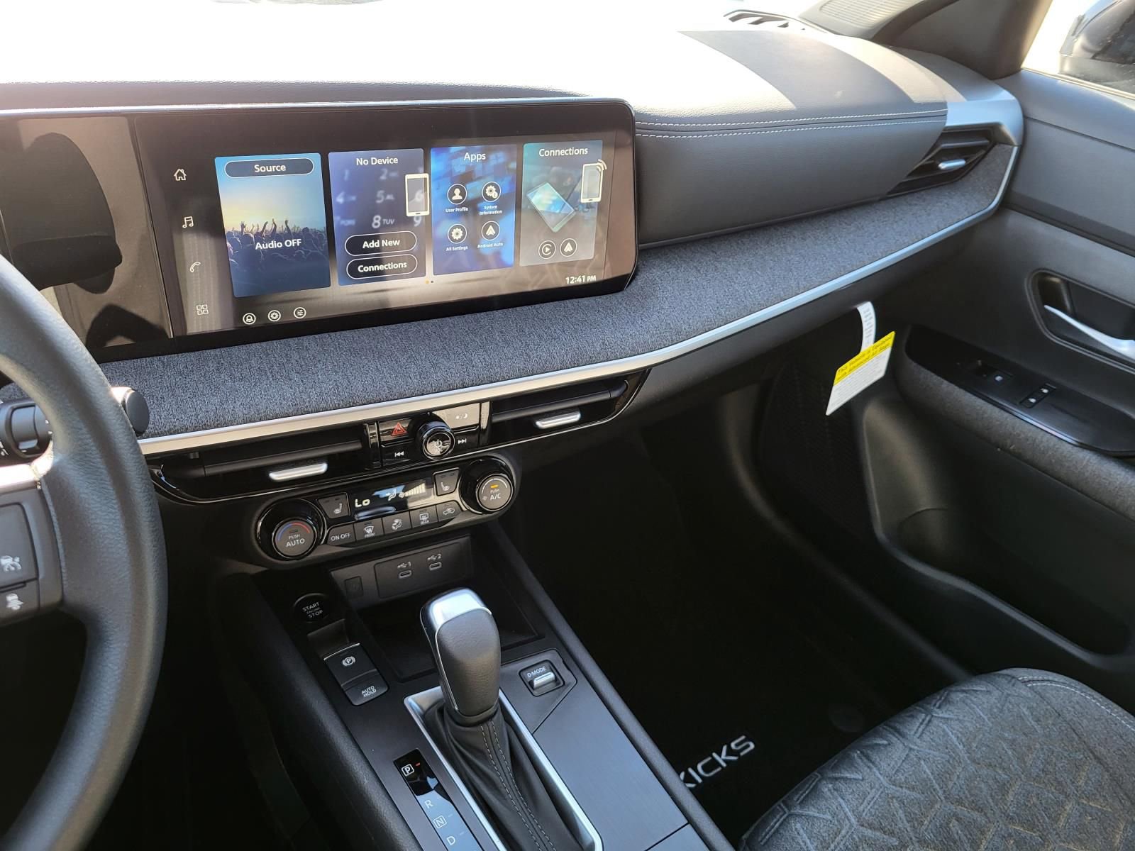 New 2026 Nissan Kicks SV image 4