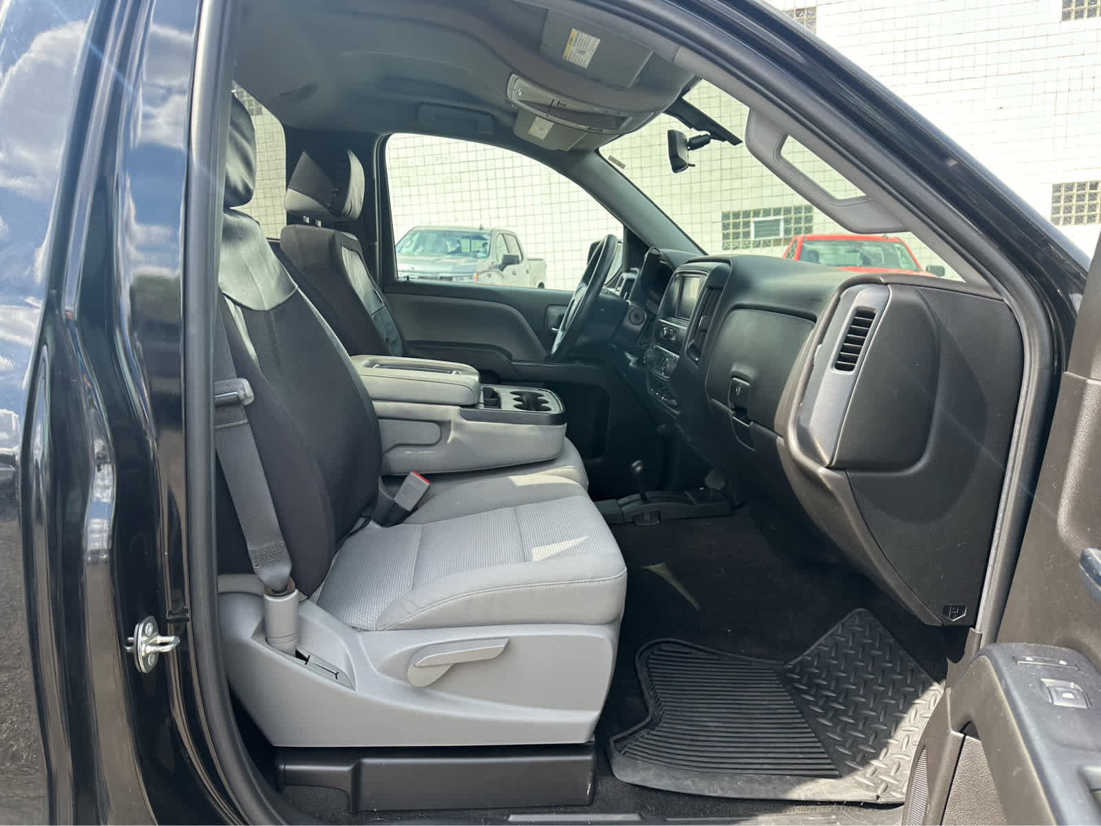 Used 2018 Chevrolet Silverado 1500 LS w/ Trailering Package AWD/4WD image 19