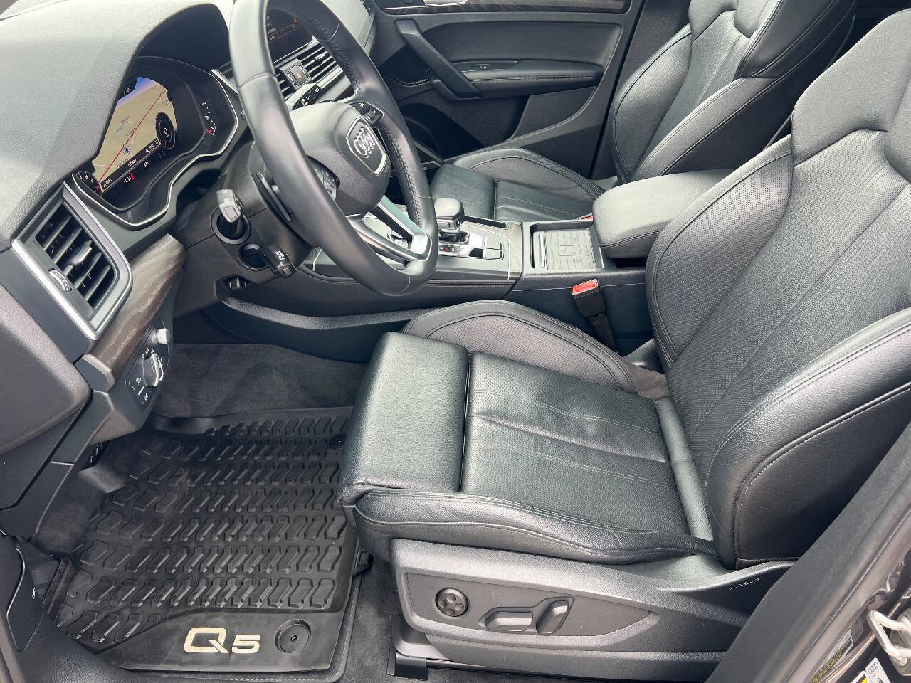 Used 2019 Audi Q5 Prestige w/ Prestige Package AWD/4WD image 16