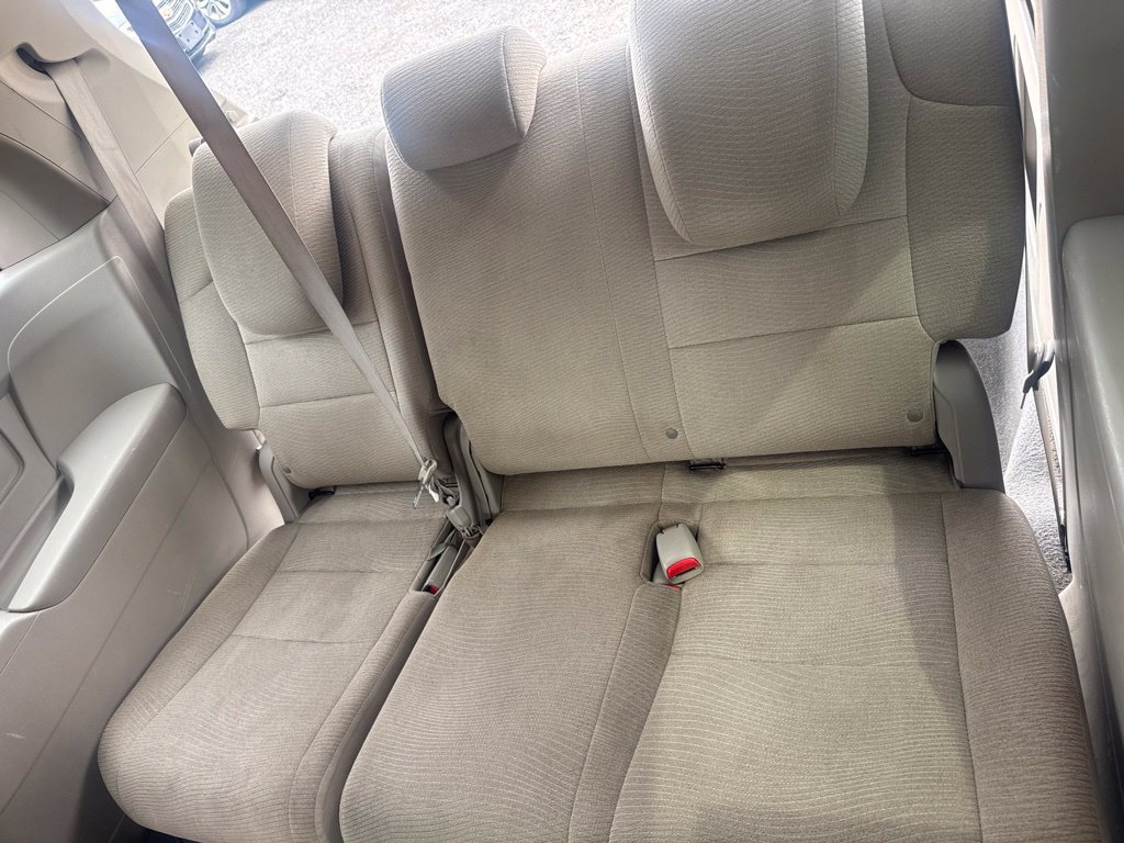 Used 2011 Honda Odyssey LX image 30
