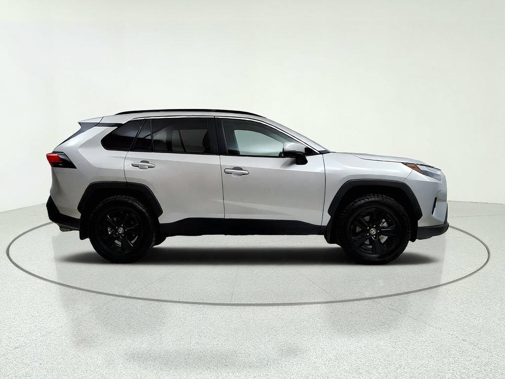 Used 2025 Toyota RAV4 XLE w/ Convenience Package AWD/4WD image 9