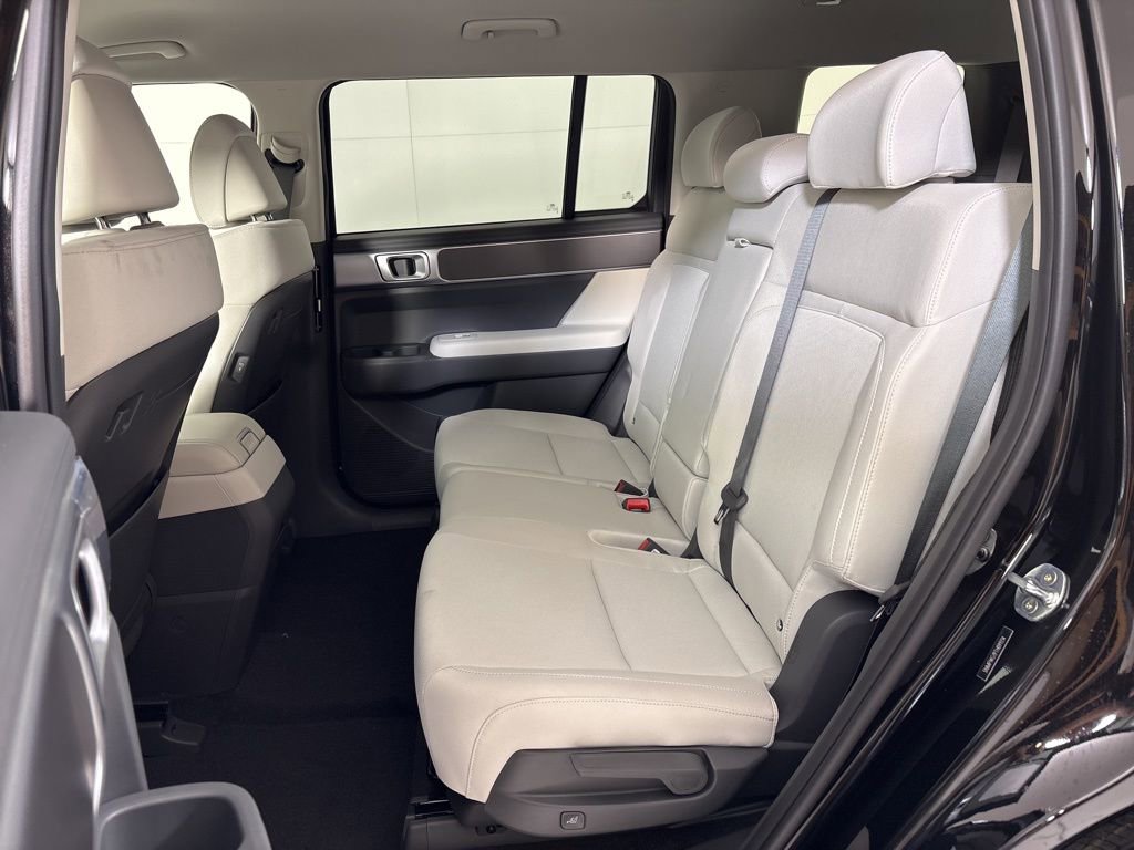 New 2026 Hyundai Santa Fe SE FWD image 18