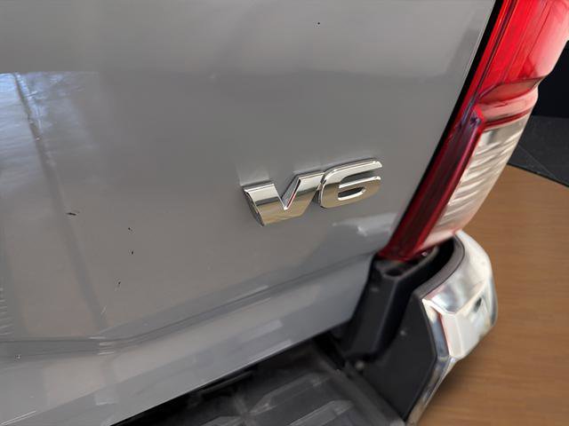 Used 2021 Toyota Tacoma SR5 image 8