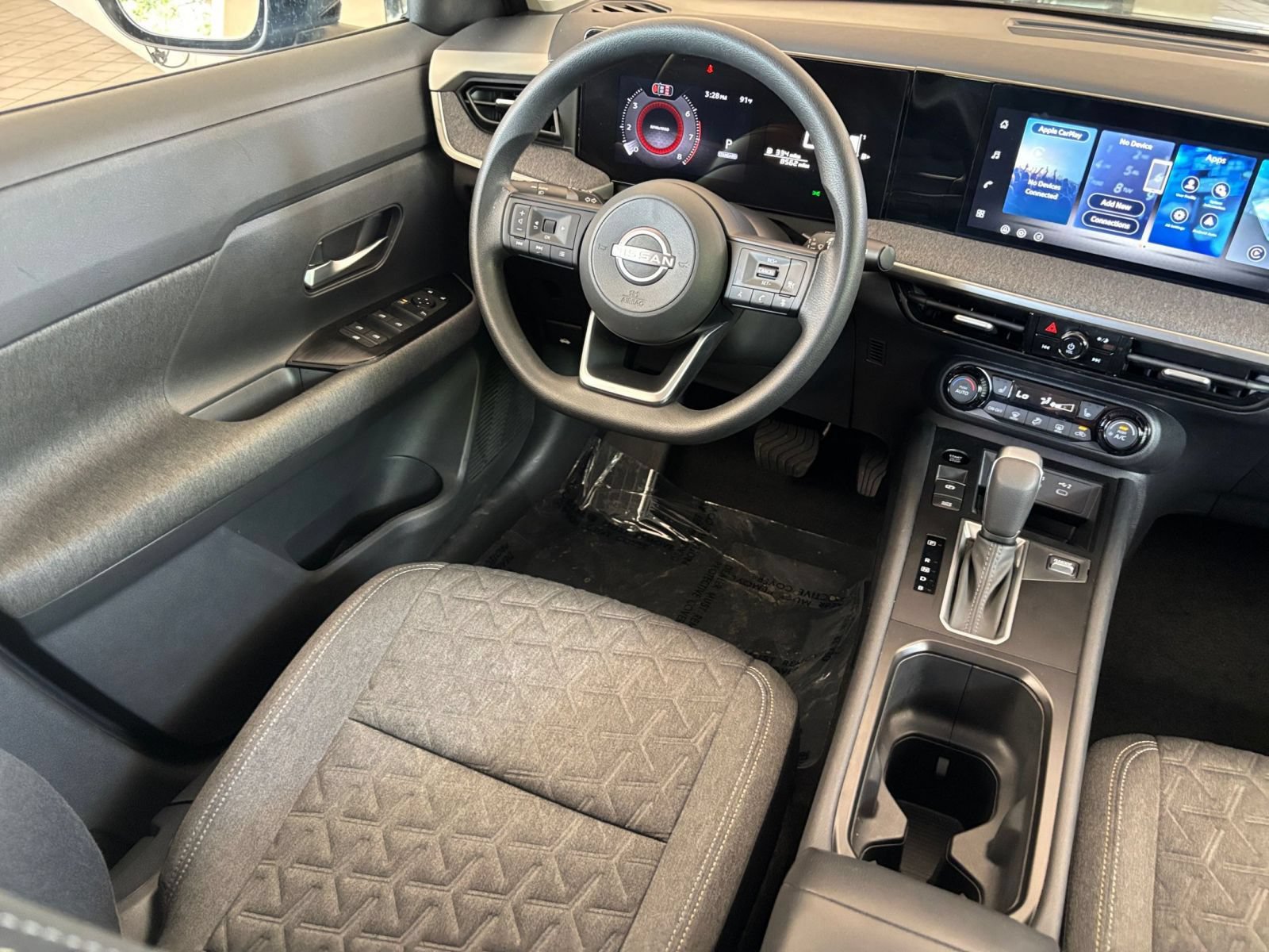 Used 2026 Nissan Kicks SV w/ Cold Weather Package AWD/4WD image 33