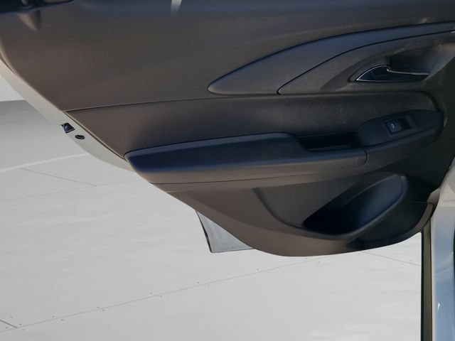 New 2026 Chevrolet TrailBlazer LT w/ Midnight Edition FWD image 17