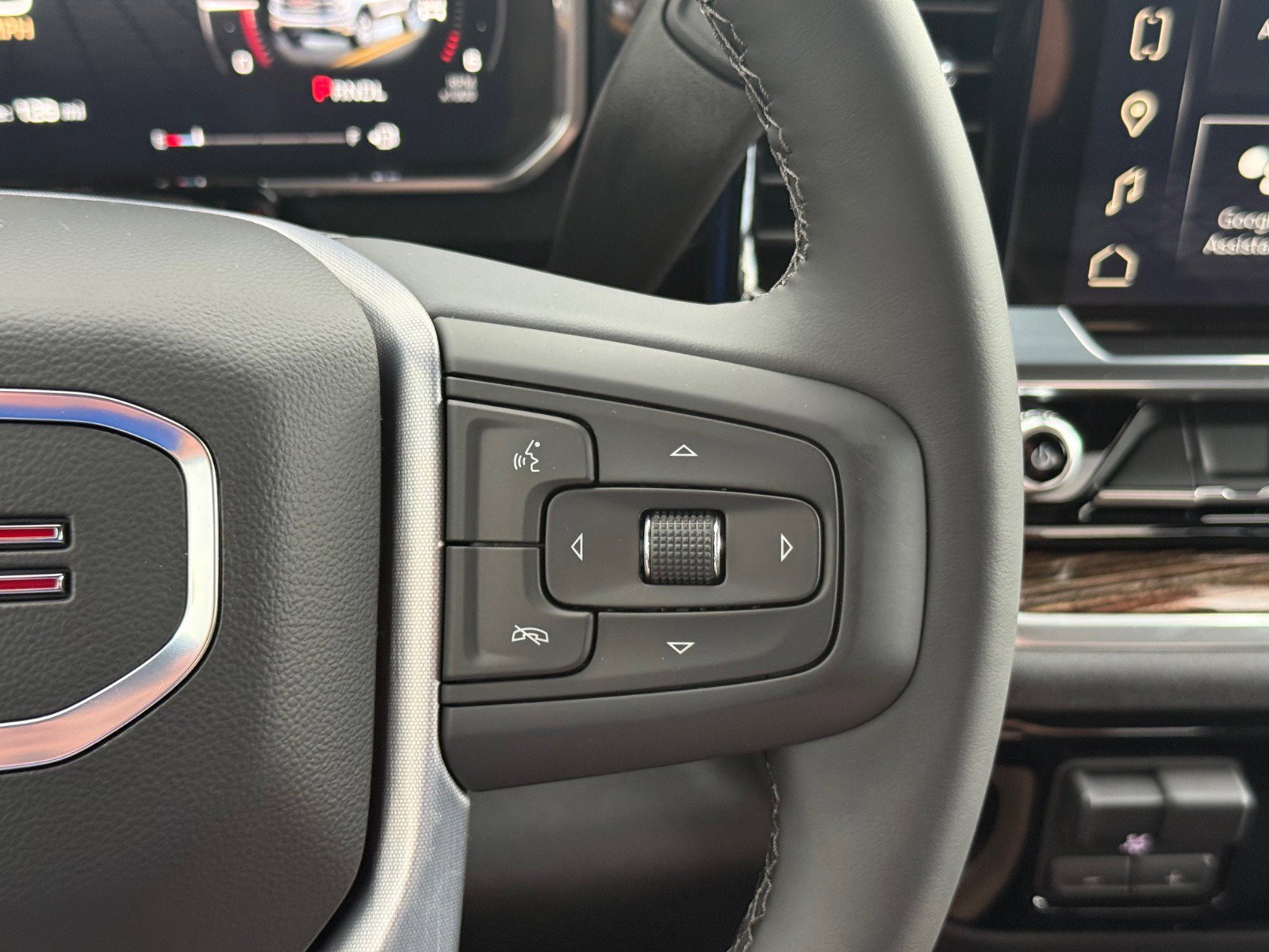 New 2026 GMC Sierra 1500 Elevation w/ LPO, Elevation Black Package image 19