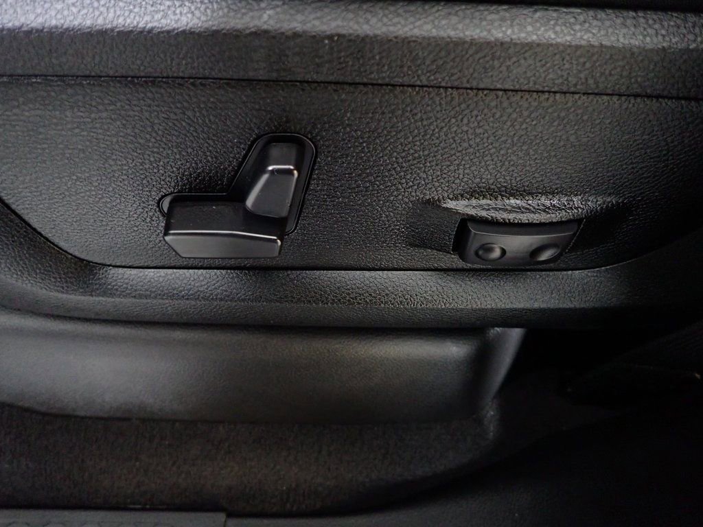 Used 2025 RAM 3500 Laramie w/ Night Edition image 22