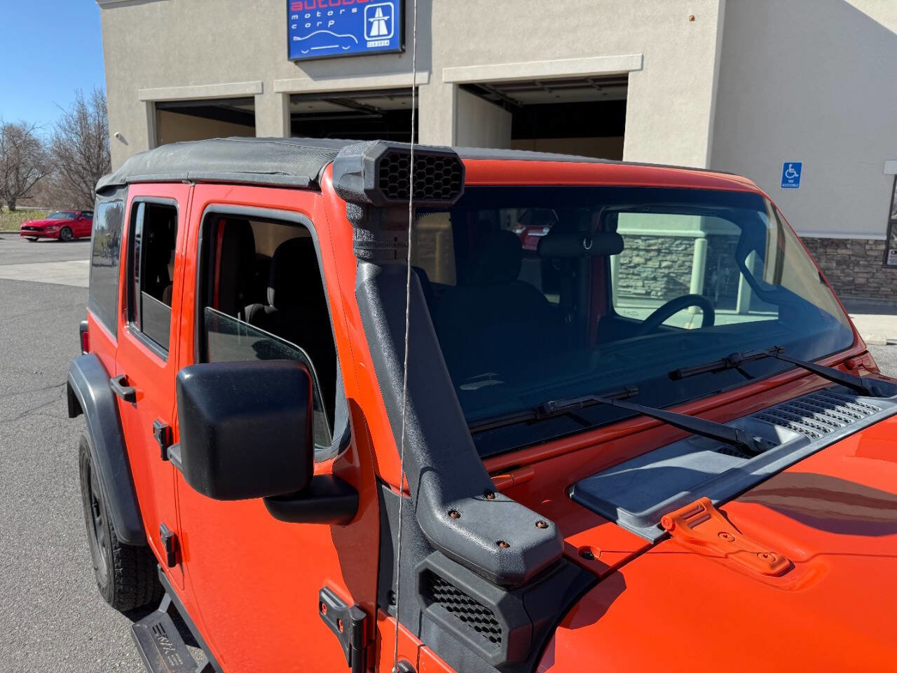 Used 2019 Jeep Wrangler Unlimited Sport image 10