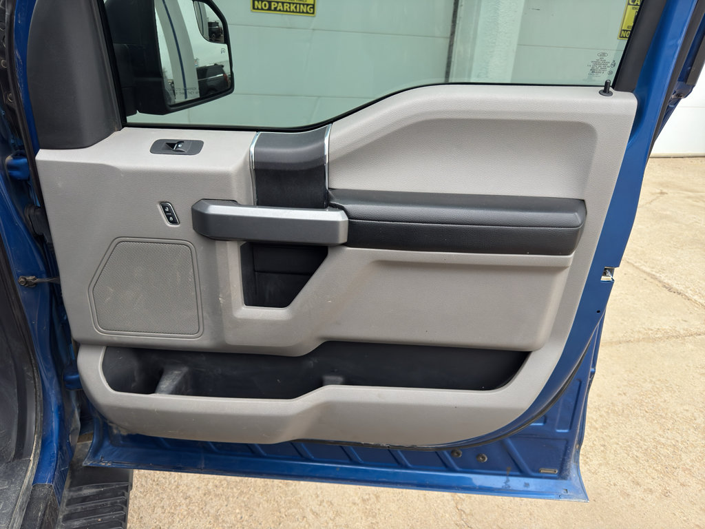 Used 2017 Ford F150 XLT w/ Equipment Group 301A Mid AWD/4WD image 22