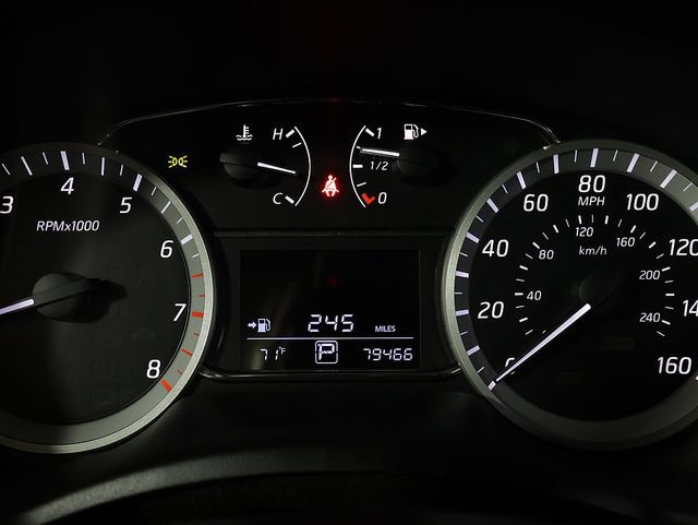 Used 2014 Nissan Sentra SR FWD image 16