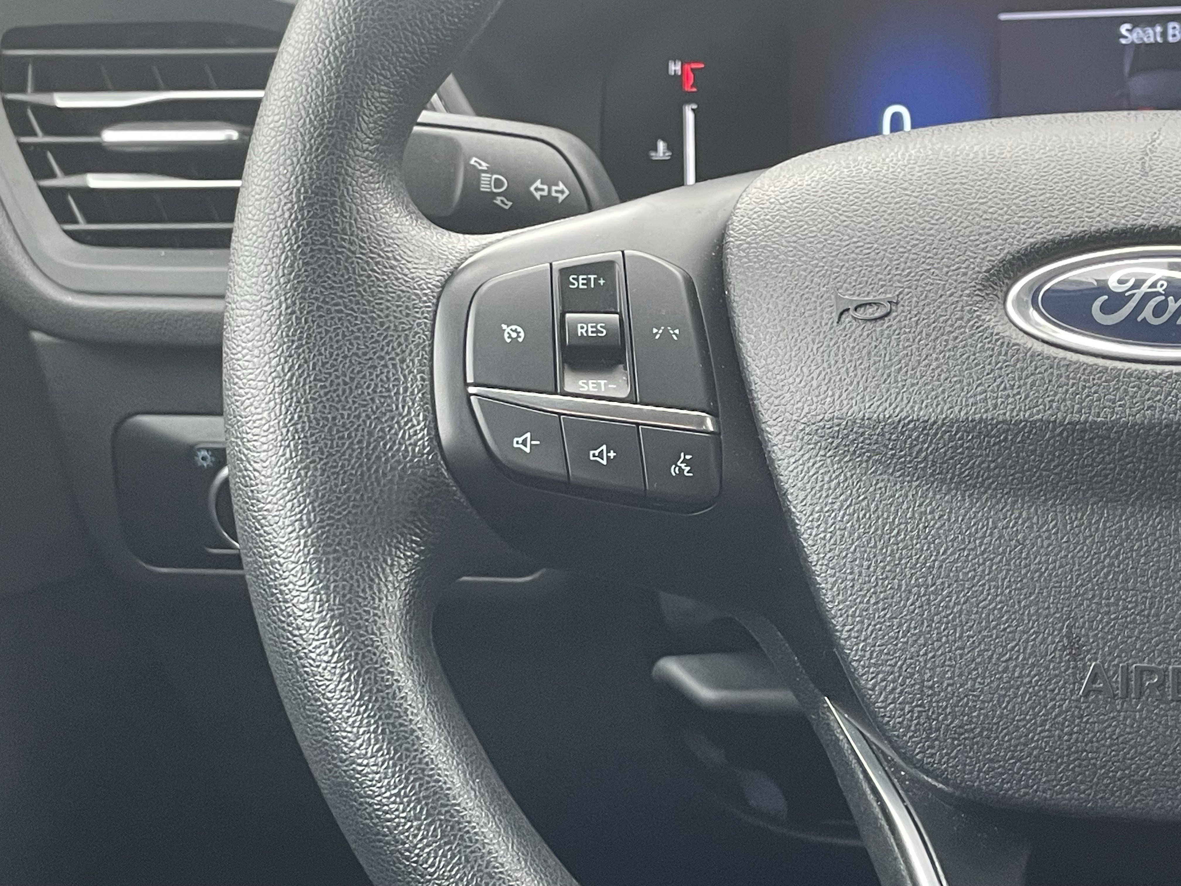 Used 2025 Ford Escape Active image 18