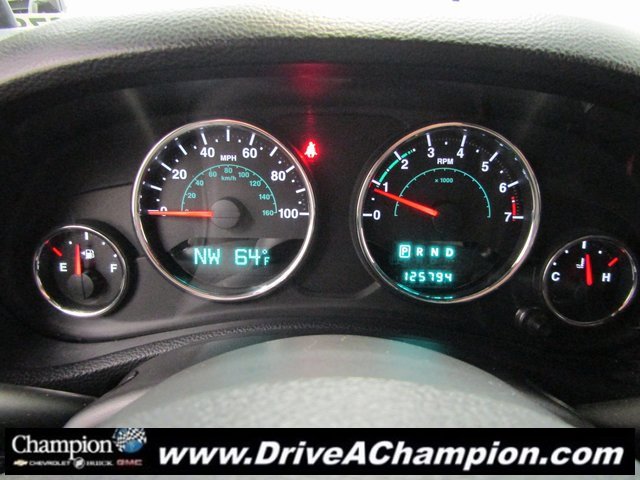 Used 2013 Jeep Wrangler Unlimited Sport image 23