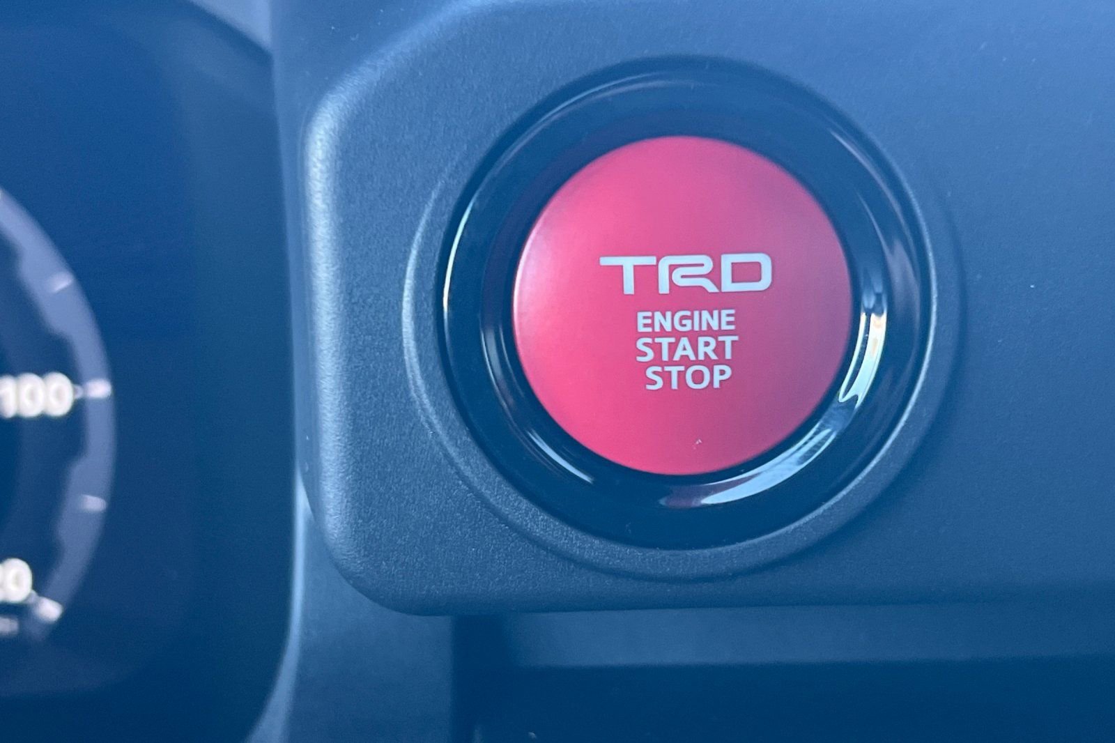 Used 2025 Toyota Tacoma TRD Sport image 18