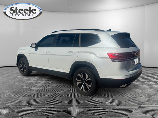 New 2026 Volkswagen Atlas SE FWD image 3