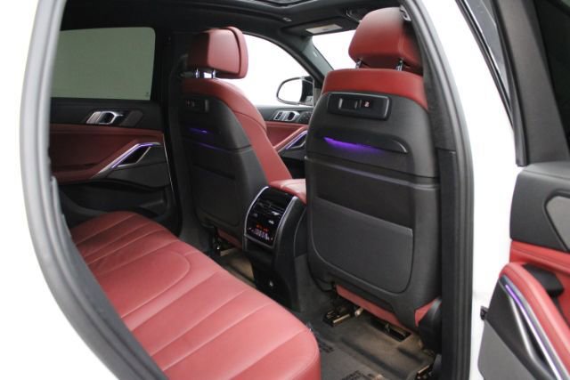 Used 2020 BMW X6 M50i AWD/4WD image 40