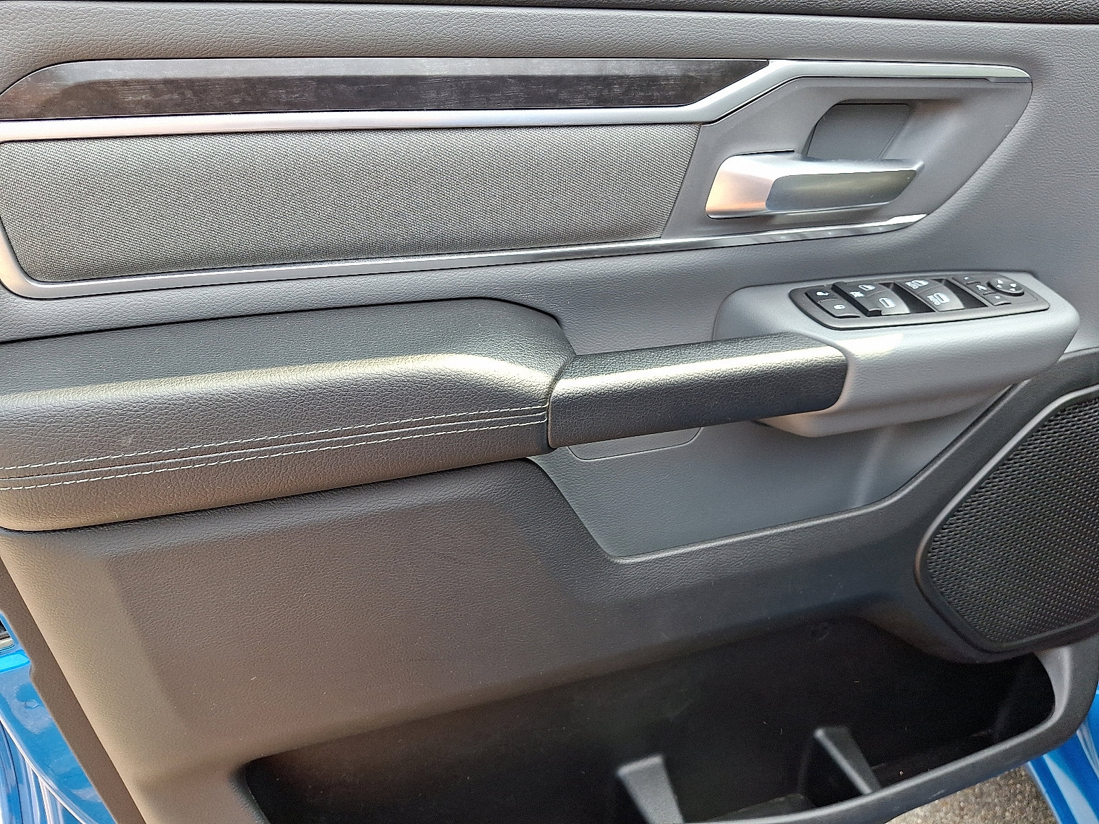 Certified 2022 RAM 1500 Big Horn image 13